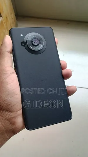 Sharp Aquos R7 256 GB Black