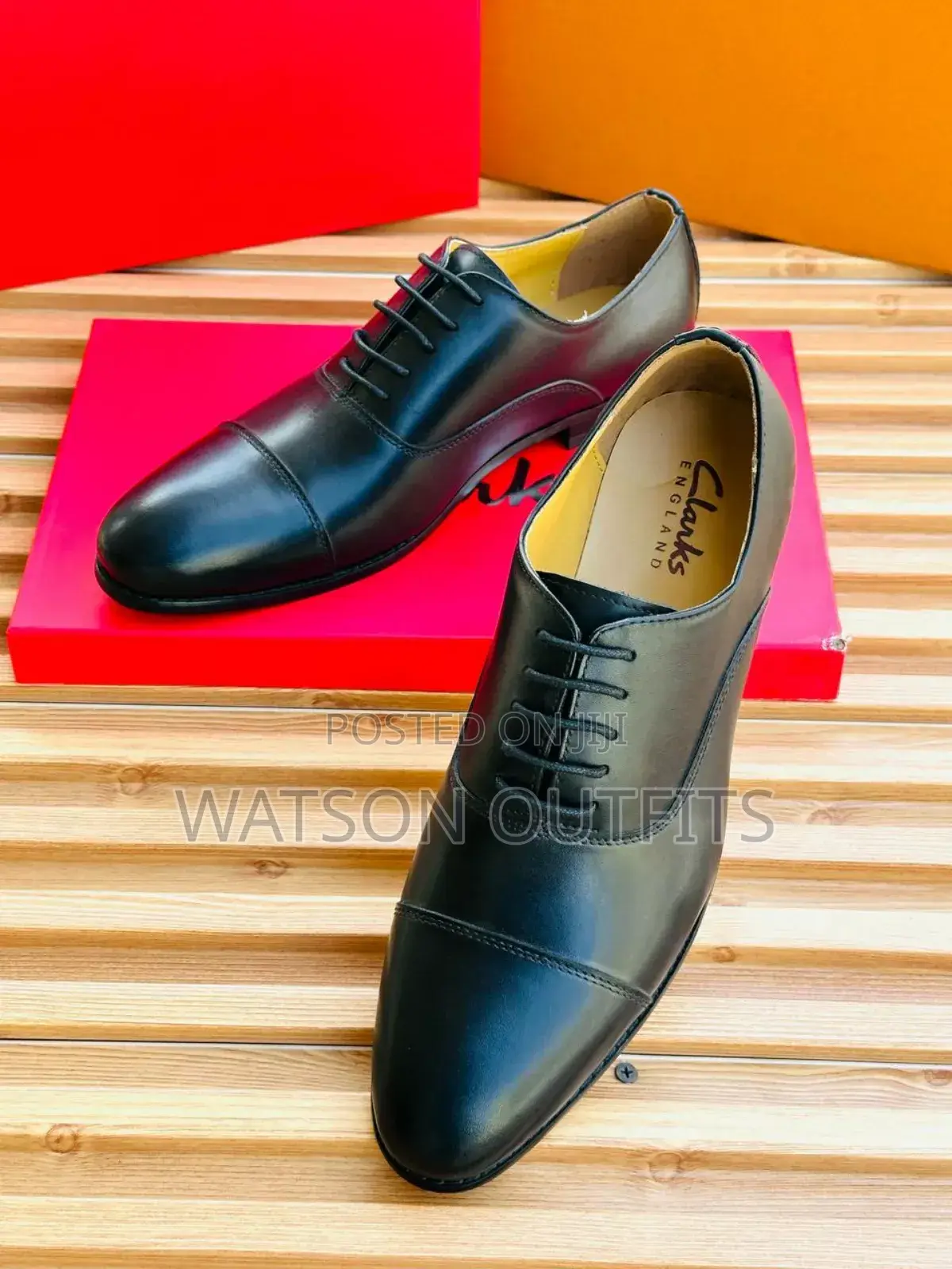 Classic Clarks Ya Ngozi