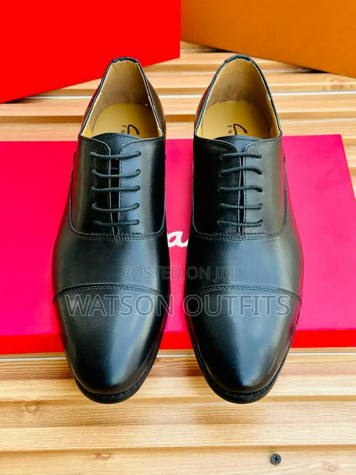 Classic Clarks Ya Ngozi
