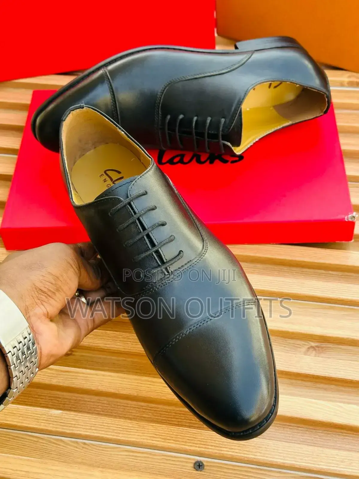 Classic Clarks Ya Ngozi