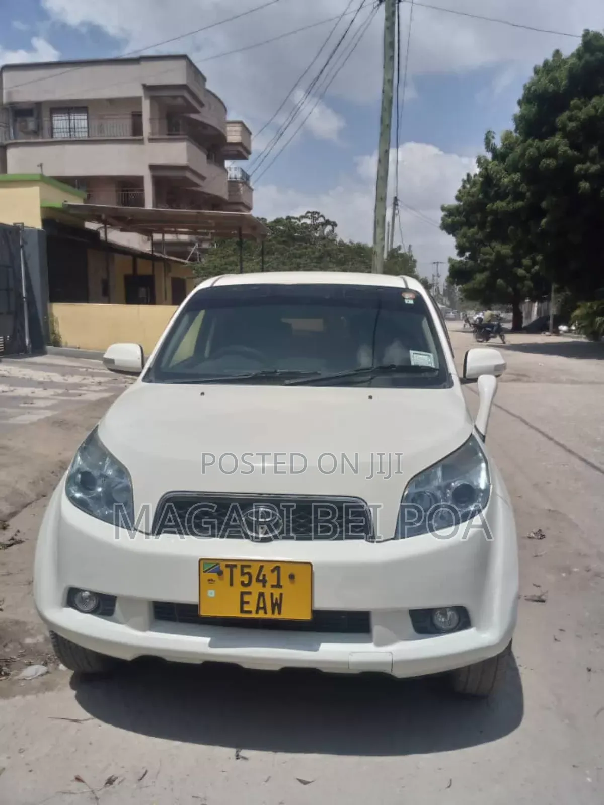 Toyota Rush 2009 White