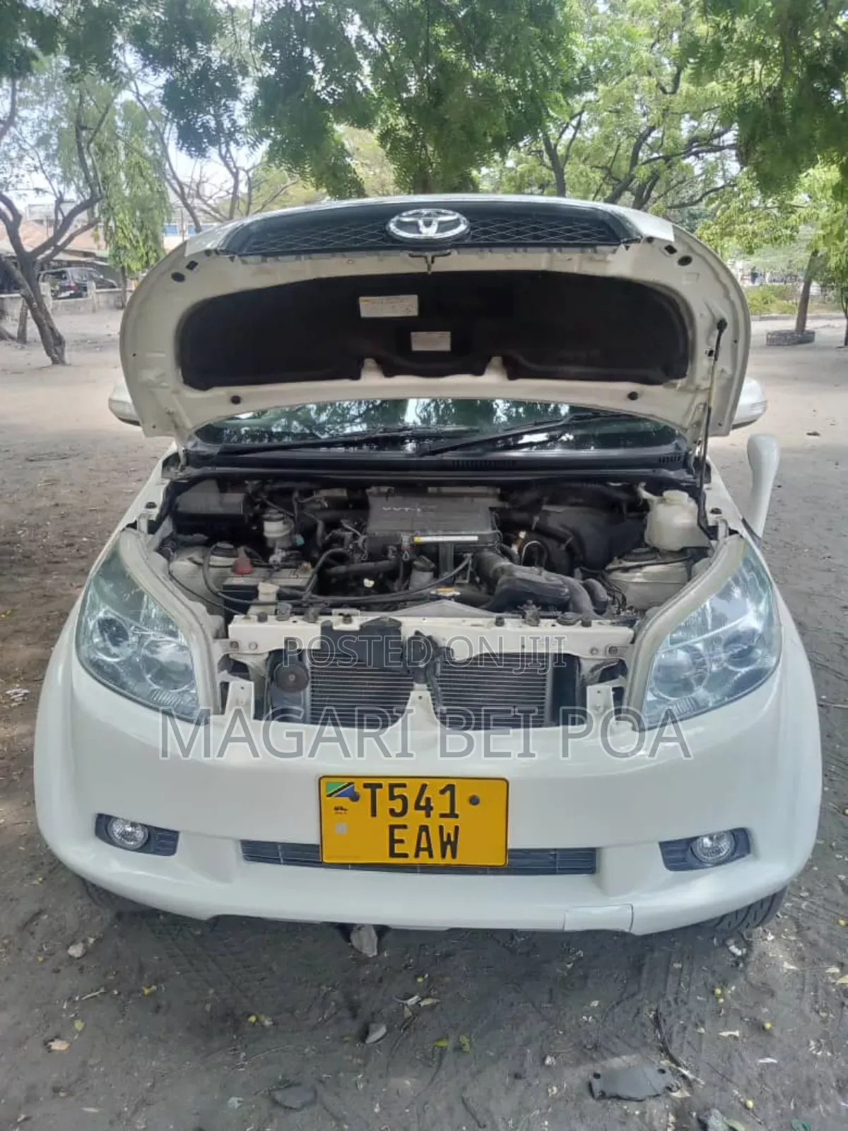 Toyota Rush 2009 White