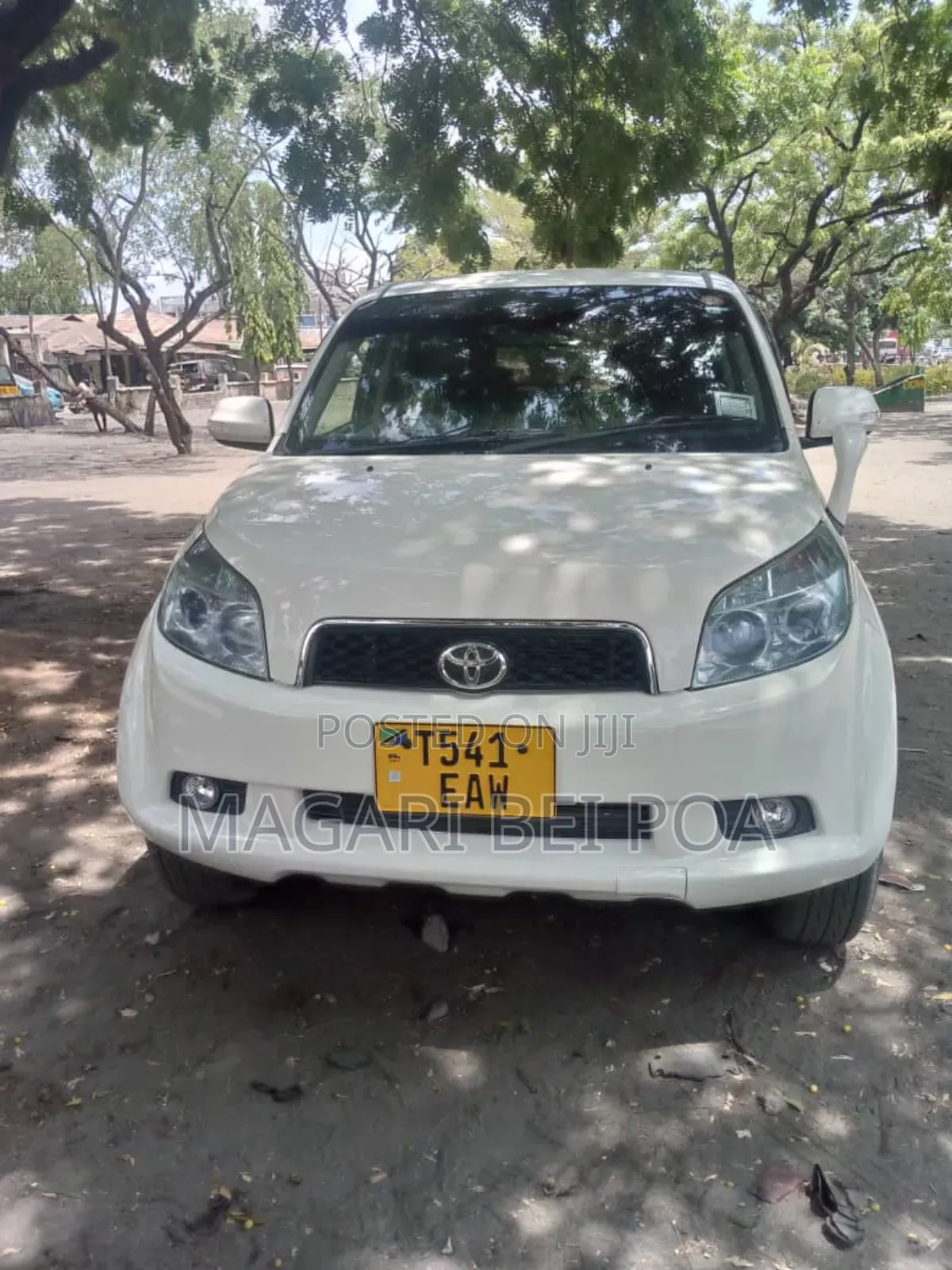 Toyota Rush 2009 White
