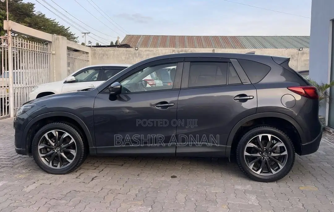 Mazda CX-5 2.2 Diesel FWD 2016 Gray