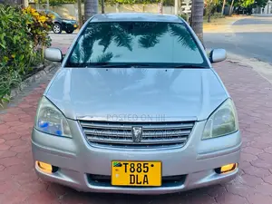 Toyota Premio 2002 Silver