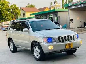Toyota Kluger 2002 Silver