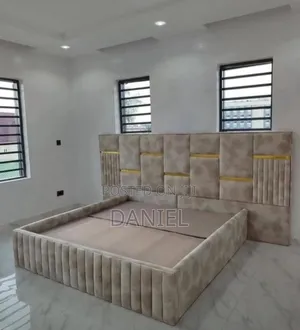 Bedsofa 5*6 Inataa Na Bedside