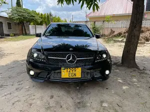 Mercedes-Benz C-Class 2011 Green