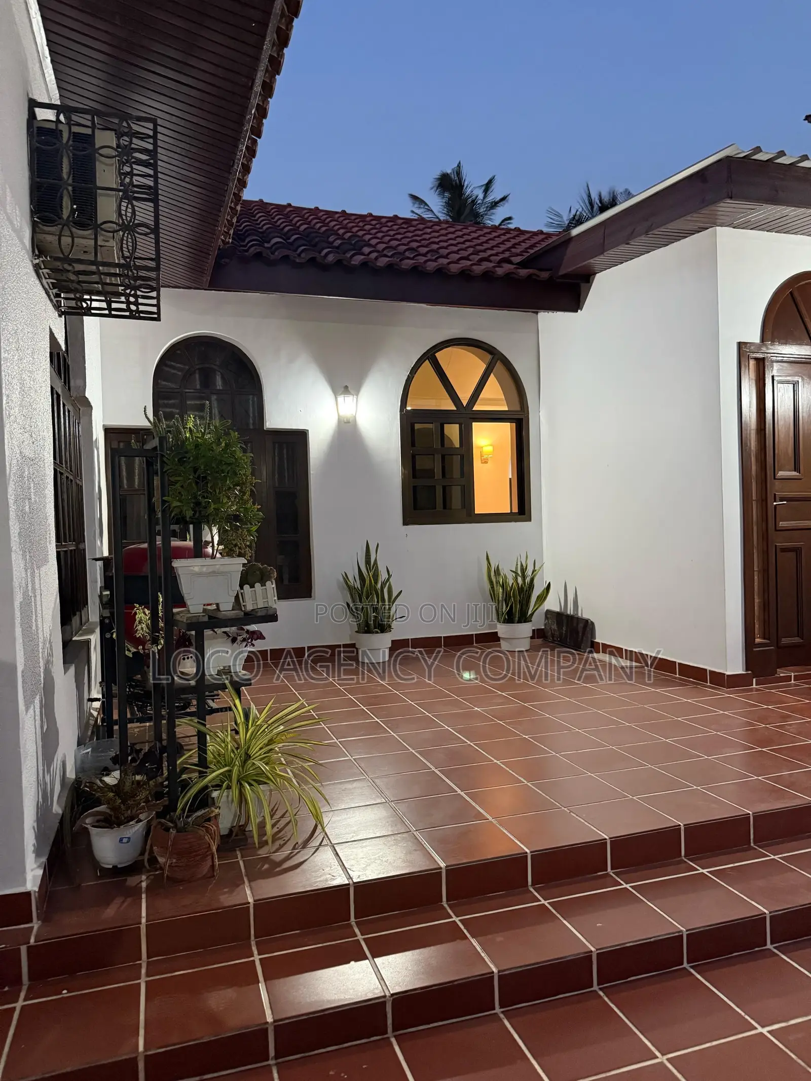 2bdrm Apartment in Trusted Real Estate, Mikocheni for rent