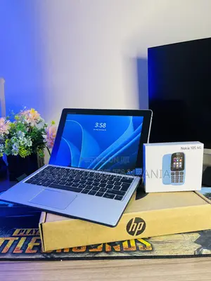 New Laptop HP Elite X2 1012 8GB Intel SSD 256GB
