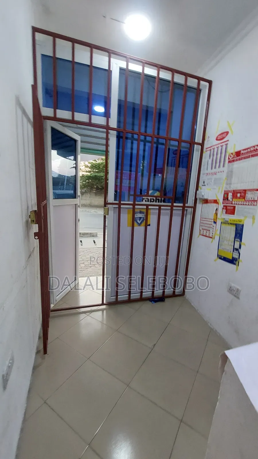 Frem Wakala Mobile Money at Simu 2000
