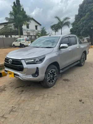 Toyota Hilux 2019 Gray