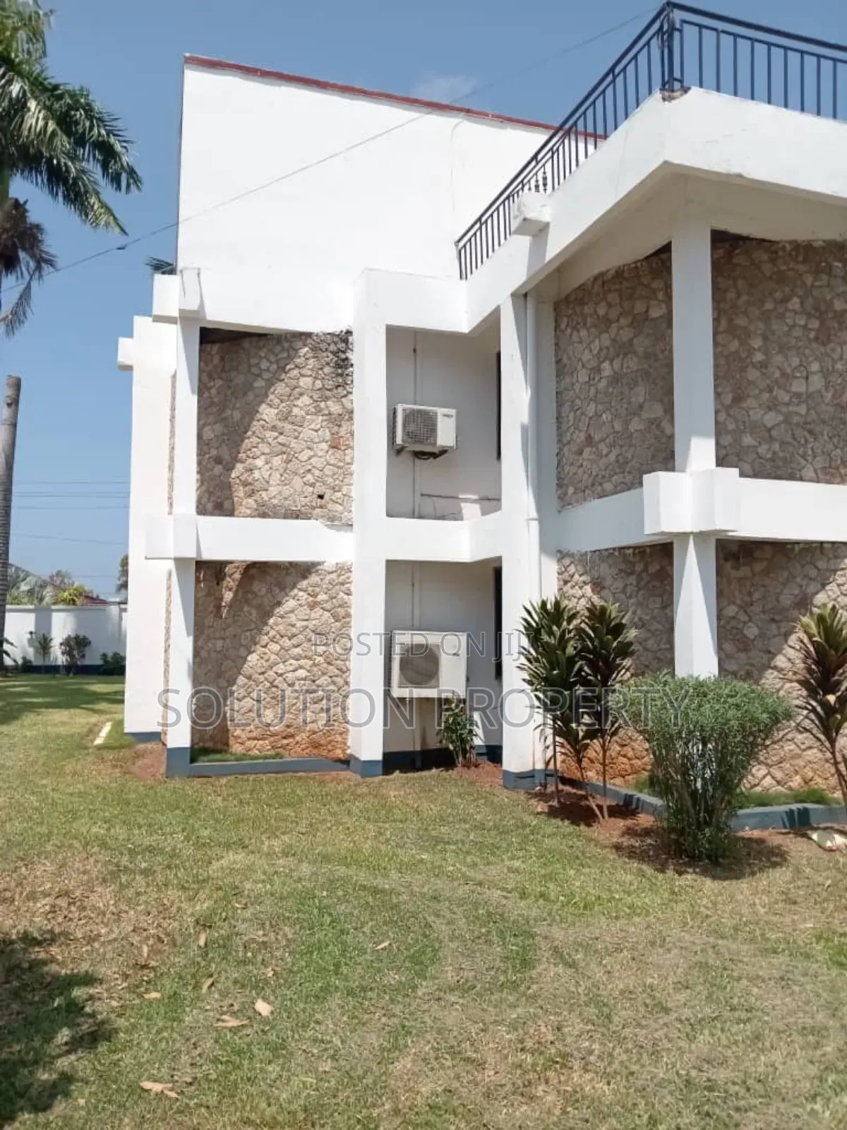 4bdrm House in Mikocheni for rent
