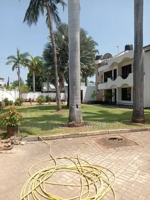 4bdrm House in Mikocheni for rent