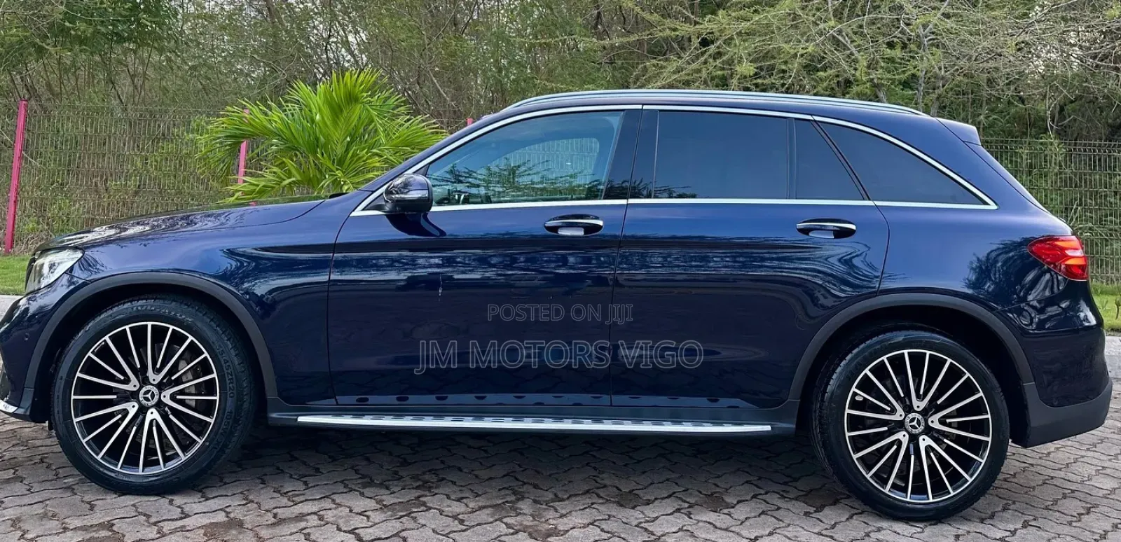 Mercedes-Benz GLC-Class 2016 Blue