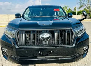 Toyota Land Cruiser Prado 2022 Black