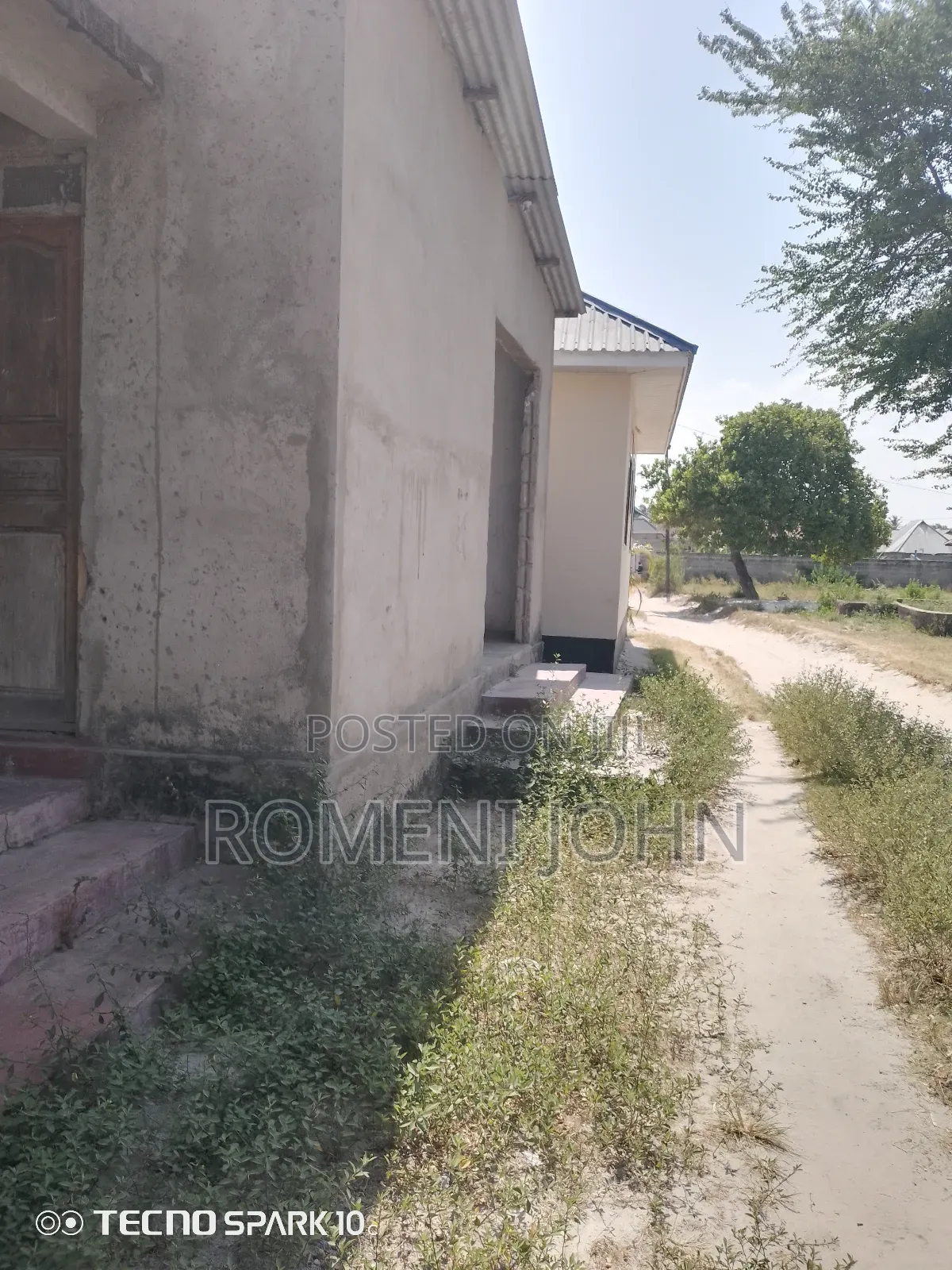 6bdrm House in Tanzania Daresalaam, Ilala for sale