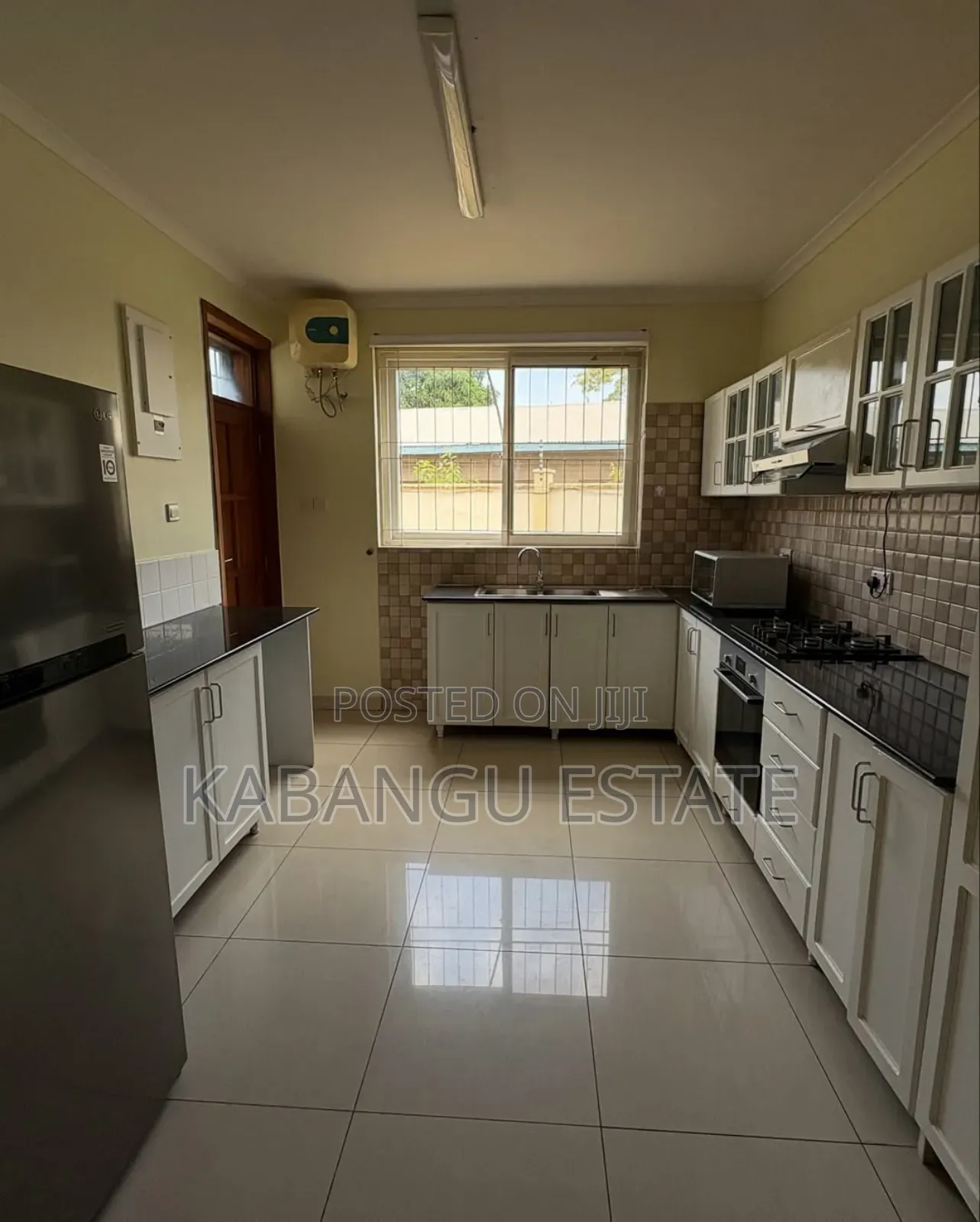 Furnished 4bdrm Villa in Oysterbay for rent