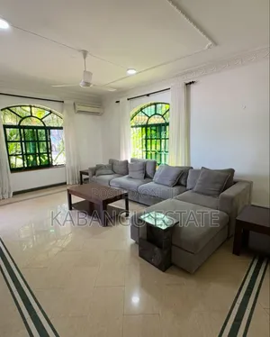 Furnished 4bdrm Villa in Oysterbay for rent