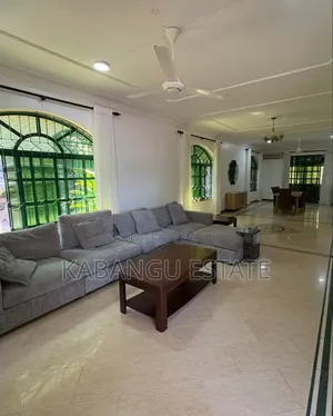 Furnished 4bdrm Villa in Oysterbay for rent
