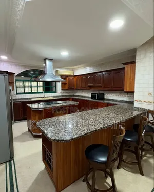 Furnished 4bdrm Villa in Oysterbay for rent