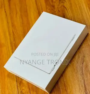 New Laptop Apple MacBook Air 2022 M2 8GB Intel Core M2 SSD 256GB