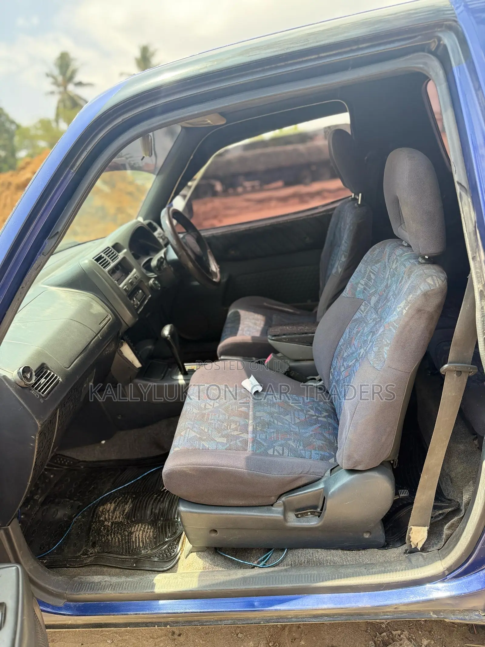 Toyota RAV4 1999 Blue