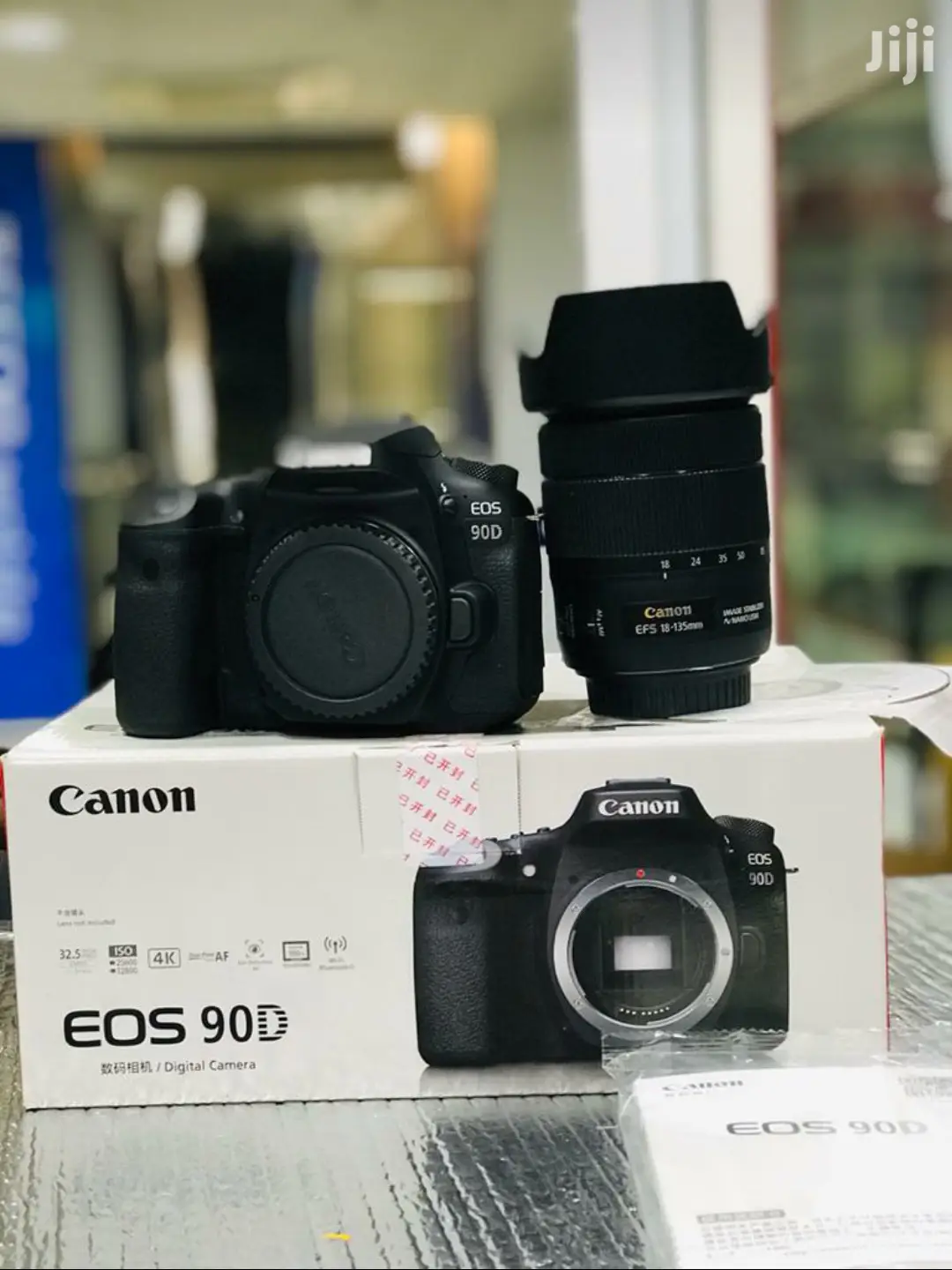 Canon 90D DSLR Camera With Lens 18~135