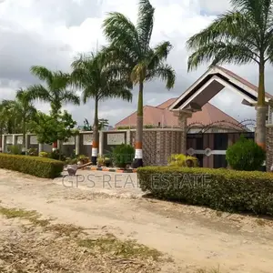 5bdrm House in Chanika Buyuni, Ilala for sale