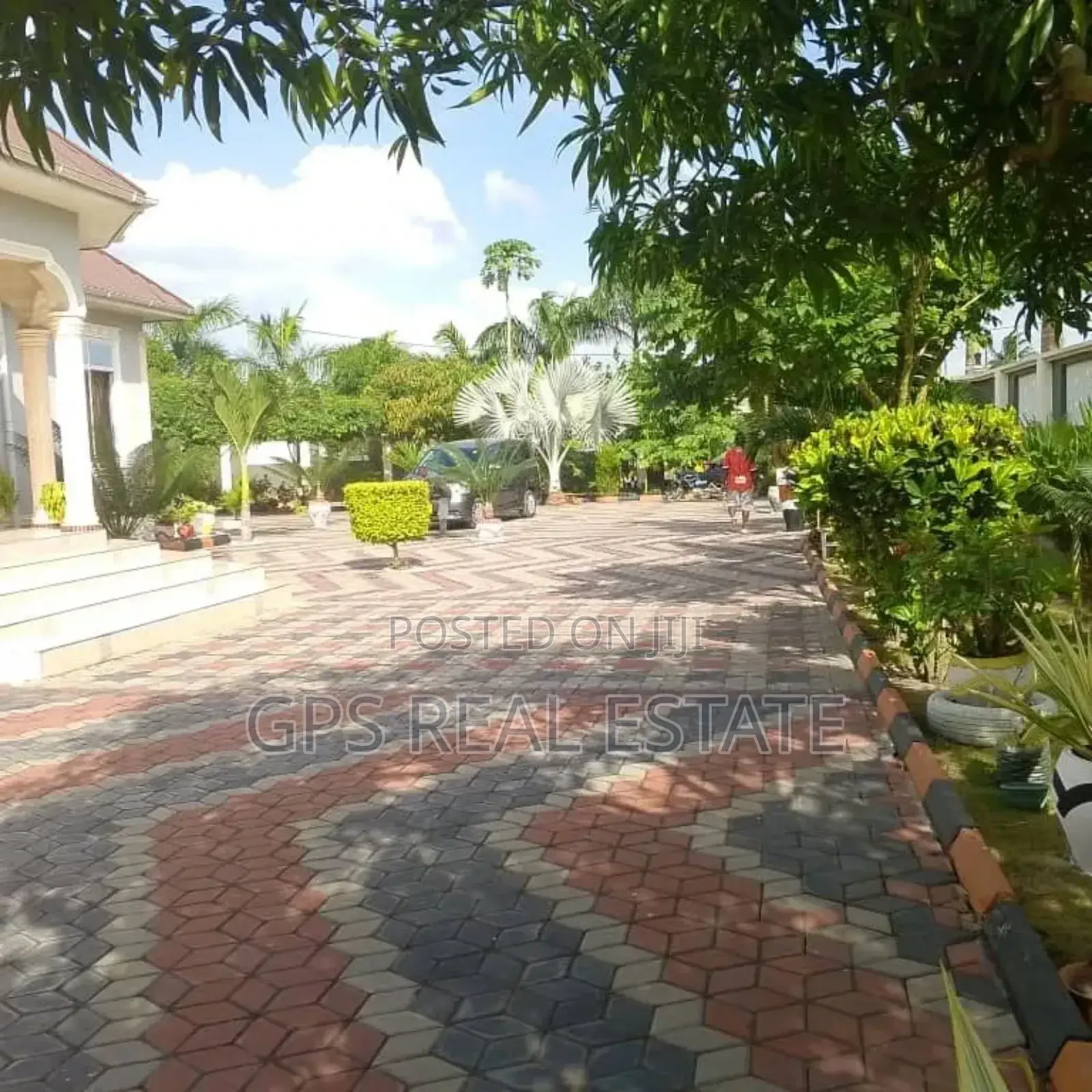 5bdrm House in Chanika Buyuni, Ilala for sale