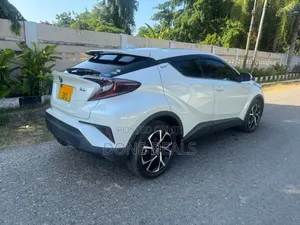 Toyota C-HR 2017 White