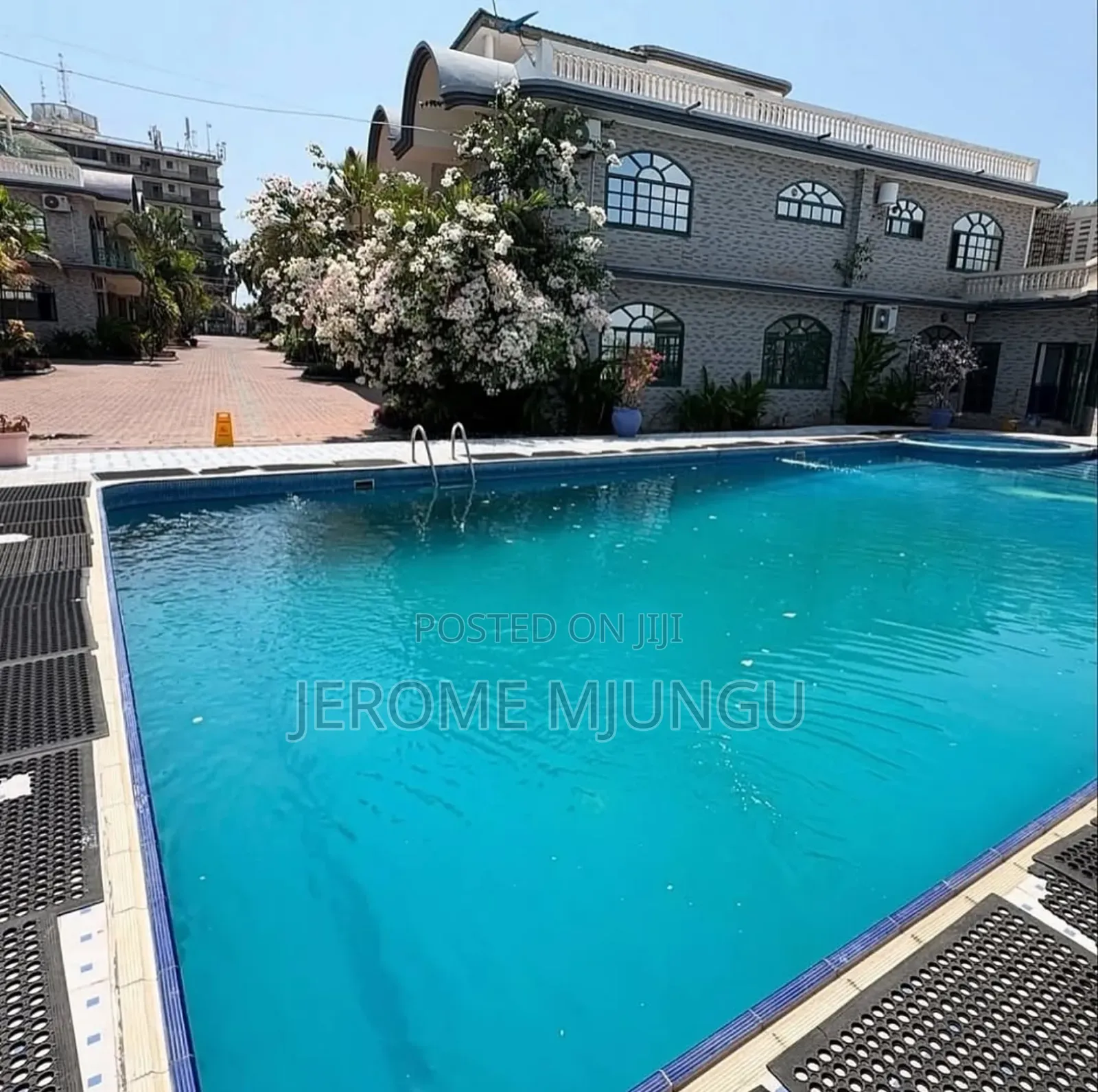 Furnished 3bdrm Villa in Masaki for rent