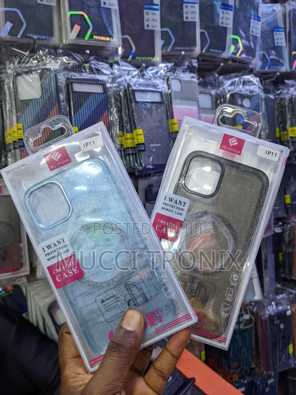 iPhone 11 Cover