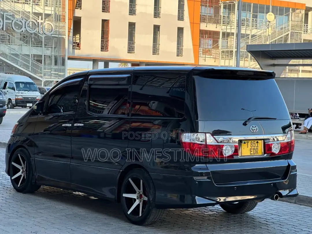 Toyota Alphard 2005 Black