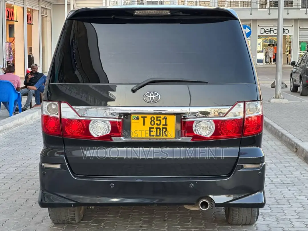 Toyota Alphard 2005 Black
