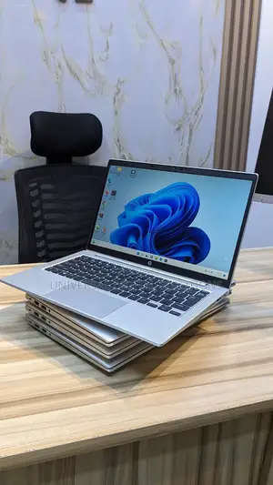 New Laptop HP 16GB Intel Core i5 SSD 256GB