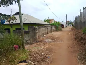 3bdrm House in Goba for sale