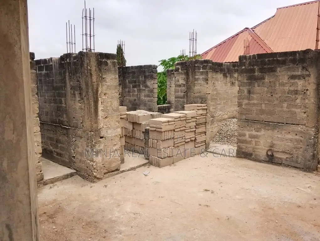 3bdrm House in Goba for sale