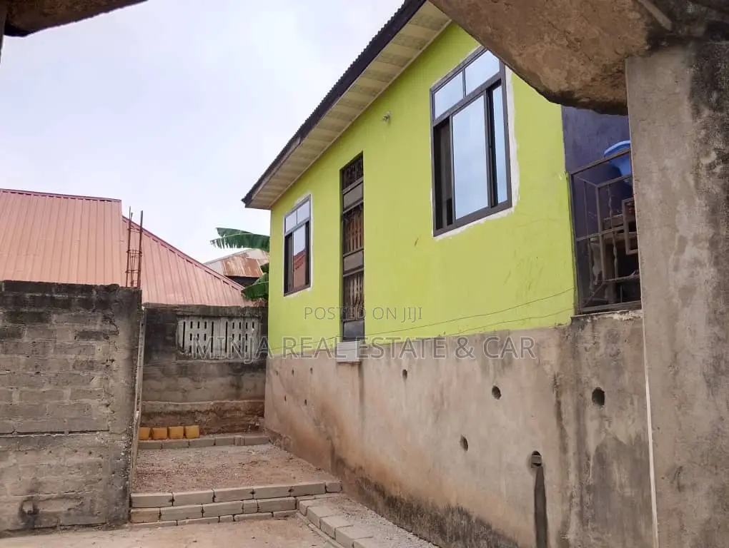3bdrm House in Goba for sale