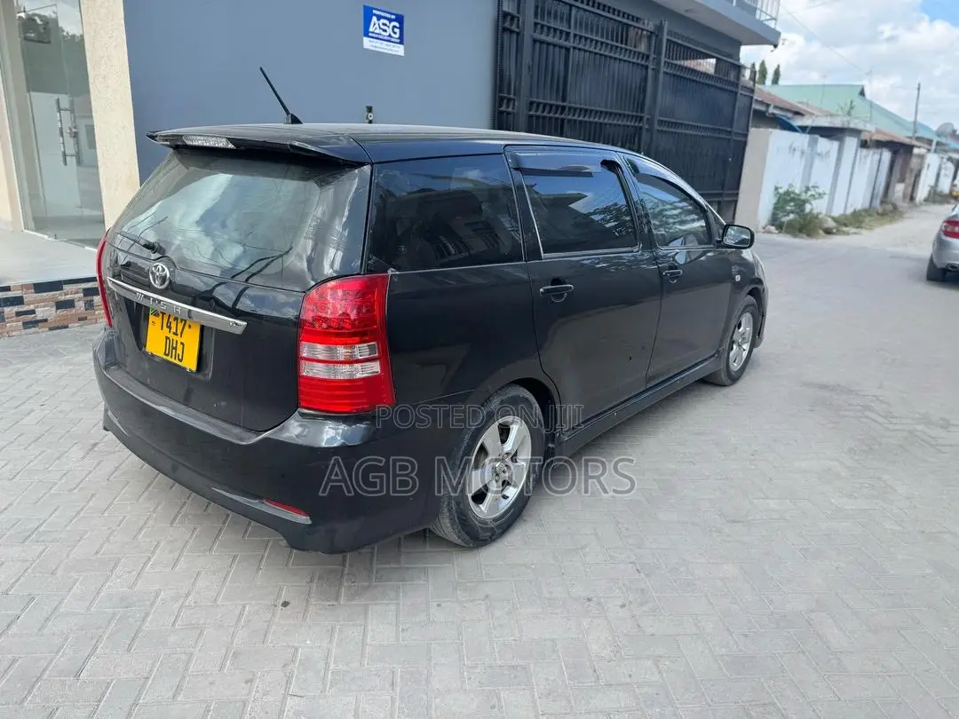 Toyota Wish 2005 Black