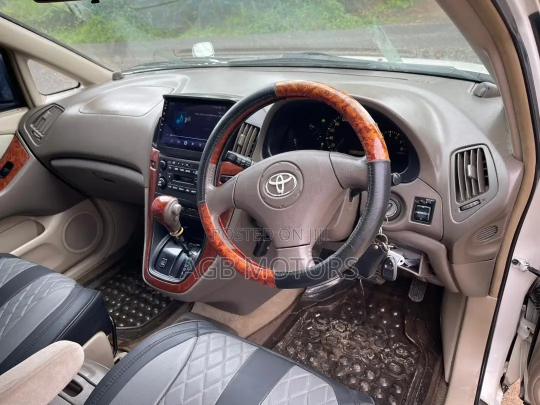Toyota Harrier 2003 White