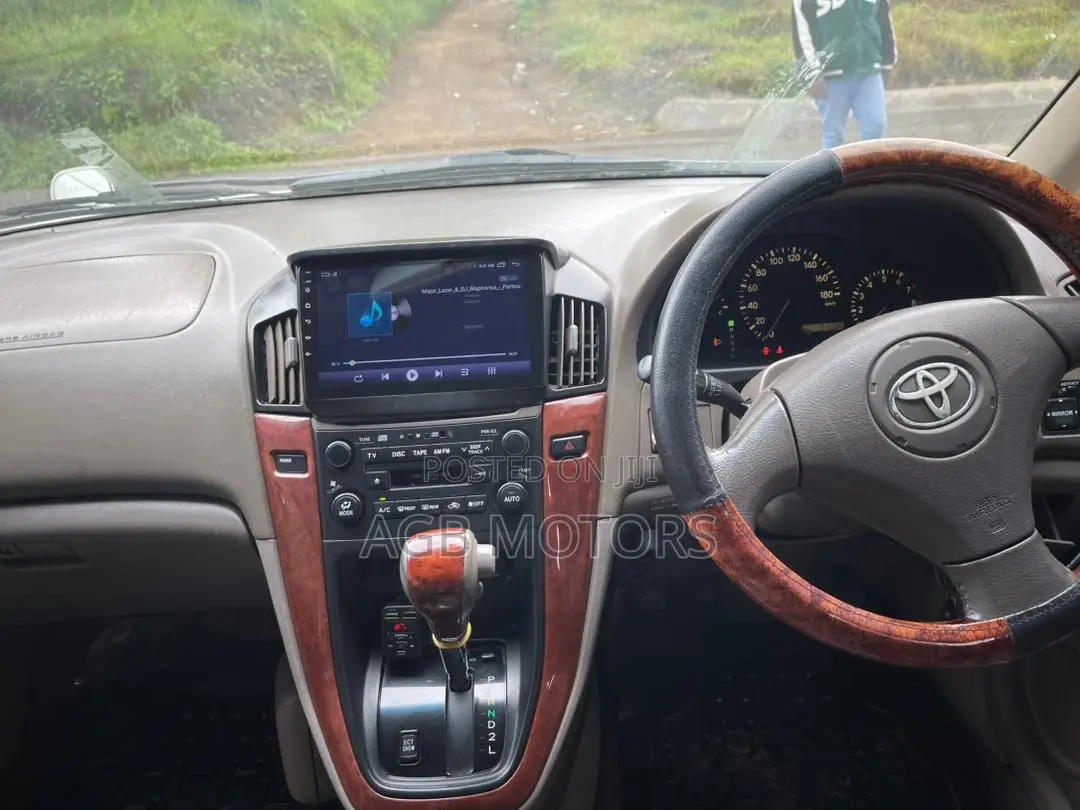 Toyota Harrier 2003 White