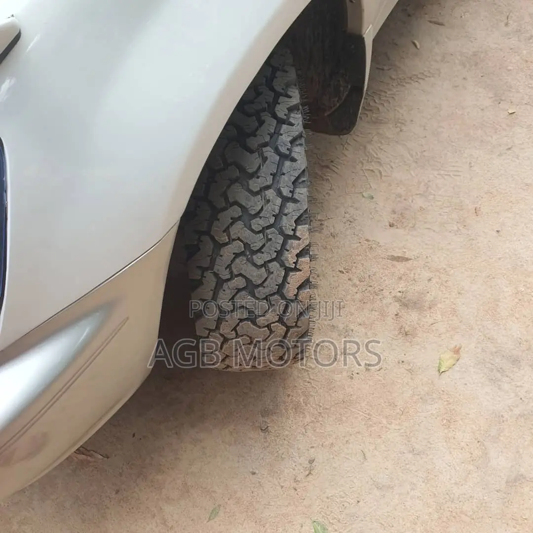 Toyota Harrier 2003 White