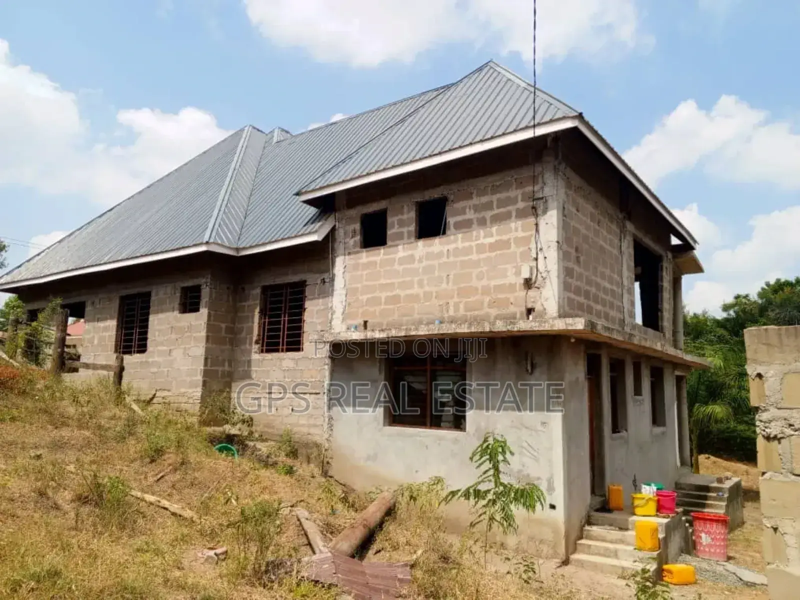 6bdrm House in Kiluvya Madukani, Kinondoni for sale