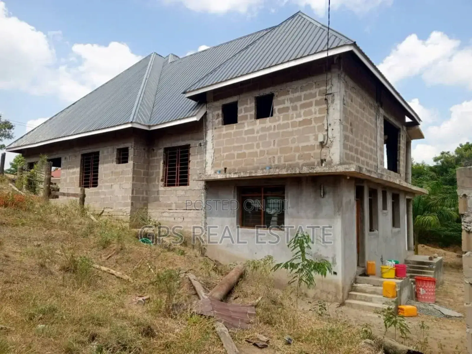6bdrm House in Kiluvya Madukani, Kinondoni for sale