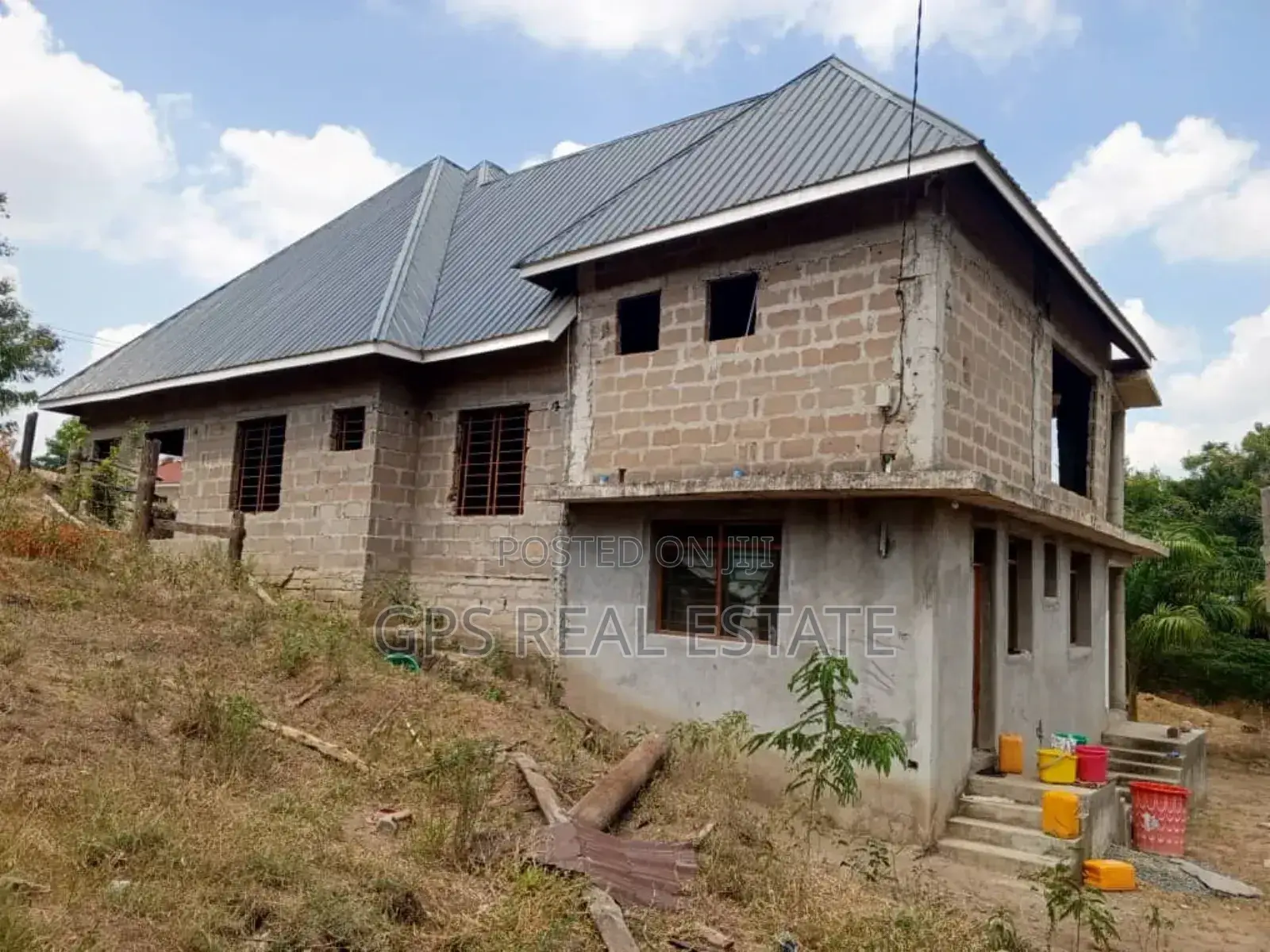 6bdrm House in Kiluvya Madukani, Kinondoni for sale