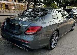 Mercedes-Benz E200 2018 Gray