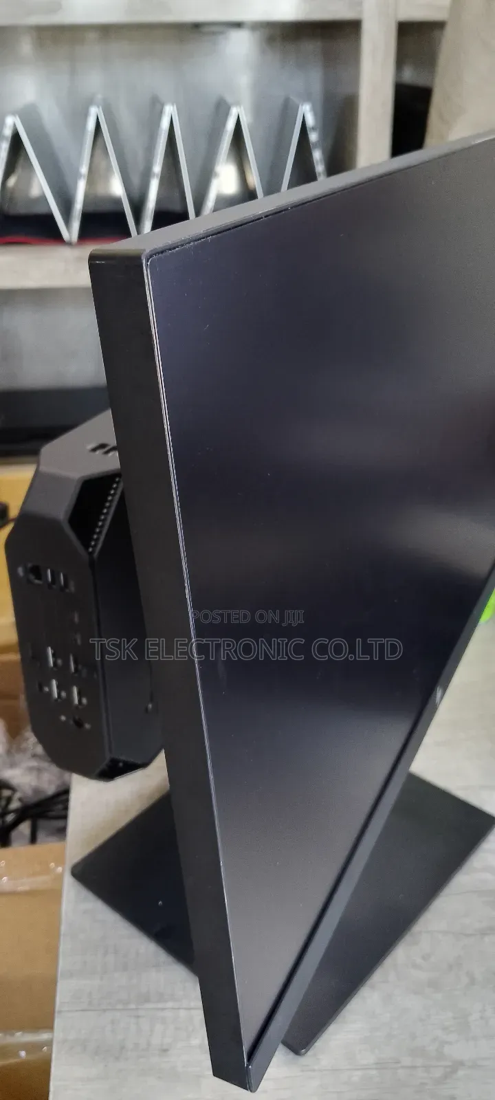 New Desktop Computer HP 16GB Intel Xeon HDD+SSD 1T