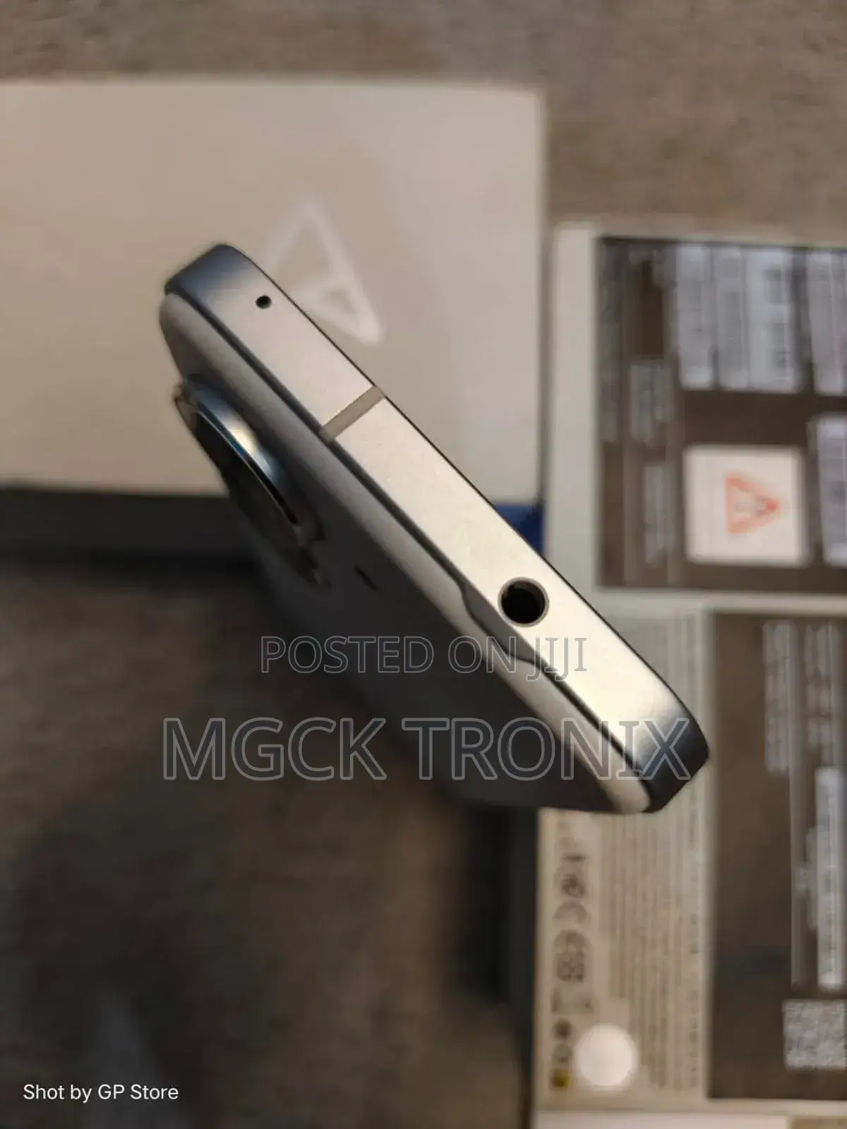 New Asus Zenfone 10 256 GB White