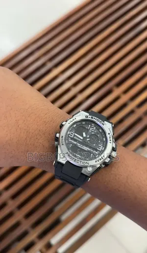 G-Shock Watch Dual Face Digital and Analogy
